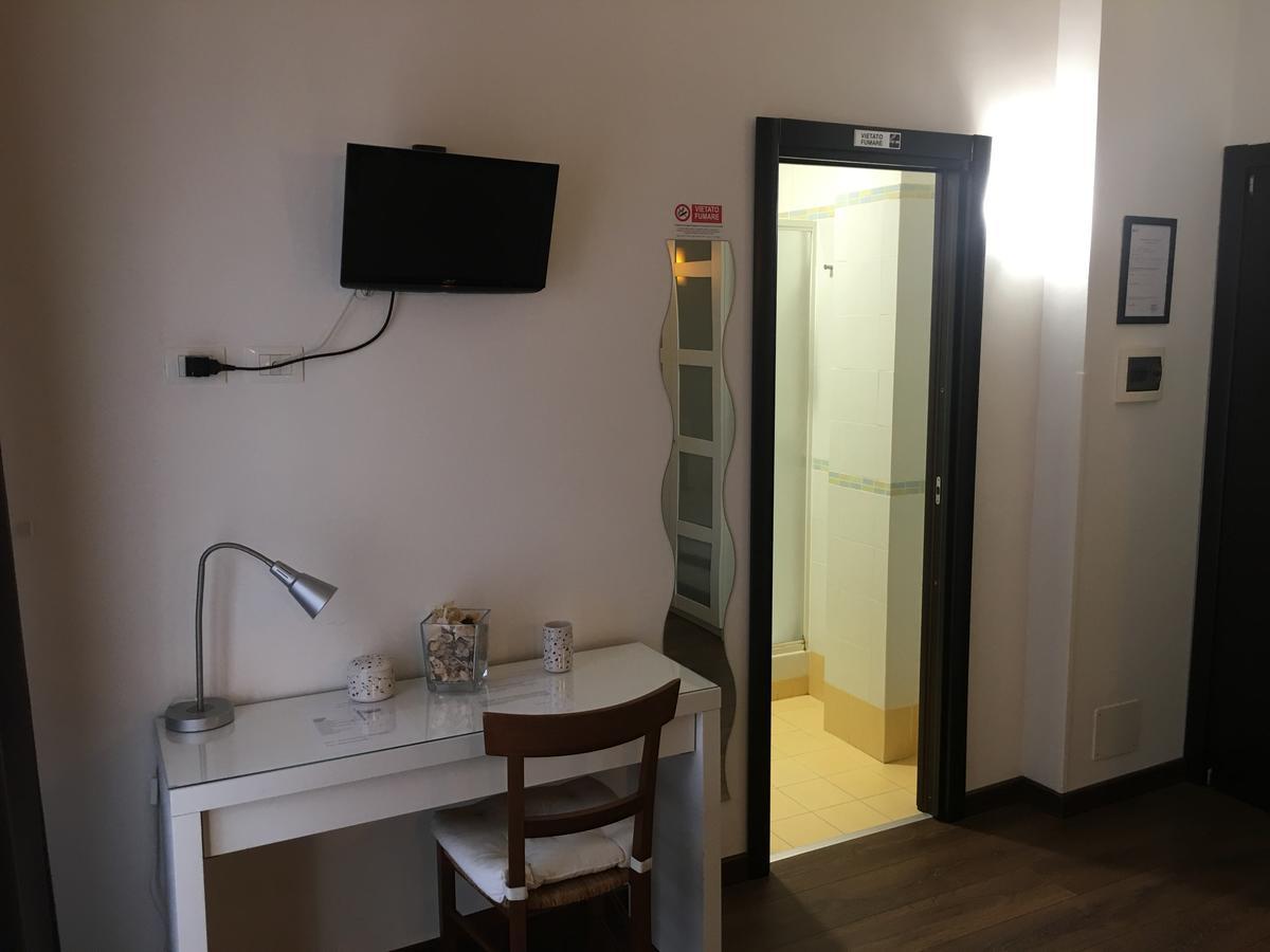 Almi Rooms Рим Экстерьер фото