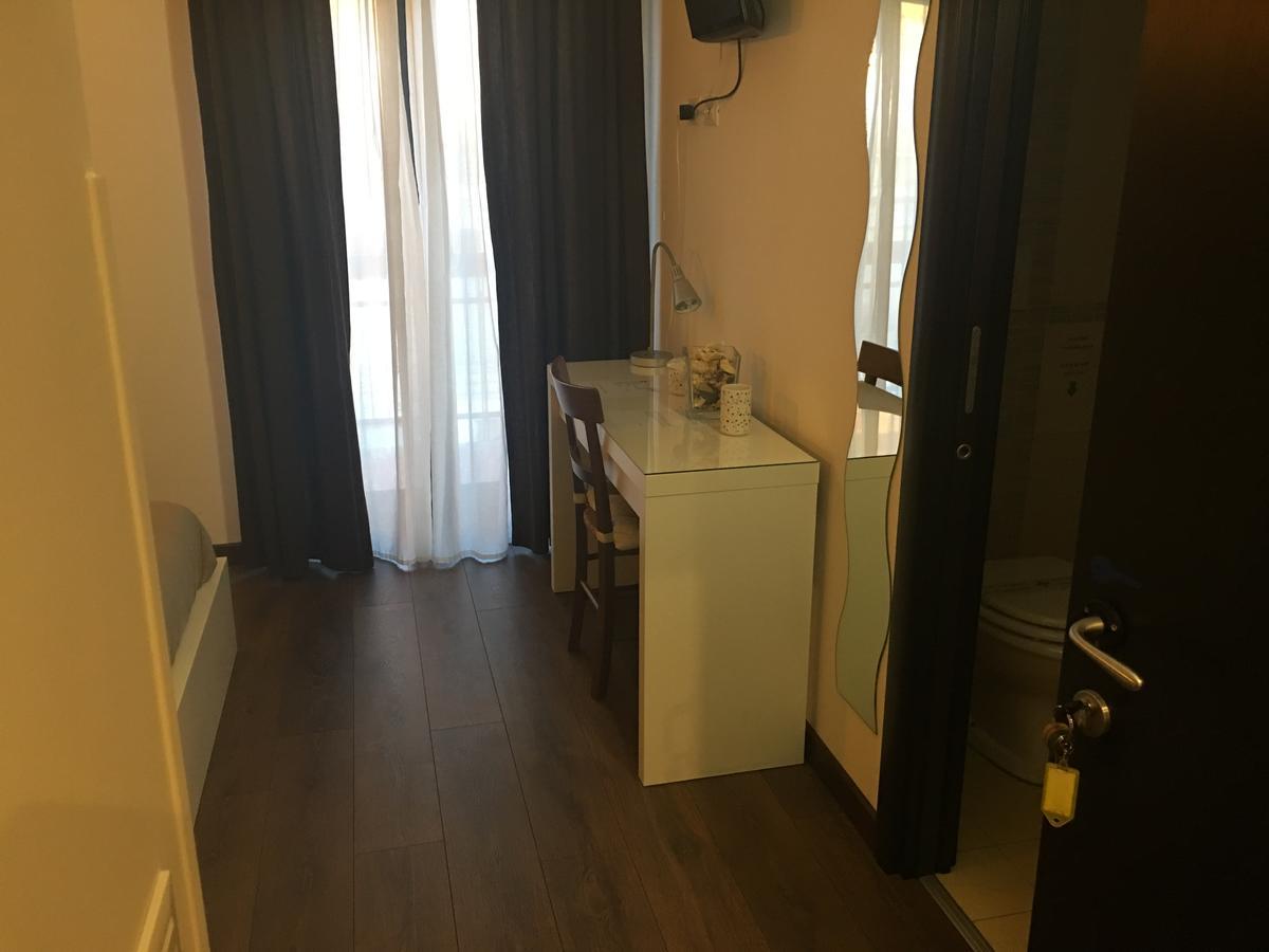 Almi Rooms Рим Экстерьер фото